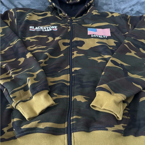 FULL SET (BLACKSTONE LABS) HOODIE WITH SWEAT PANTS. Awesome condition! - Picture 9 of 16